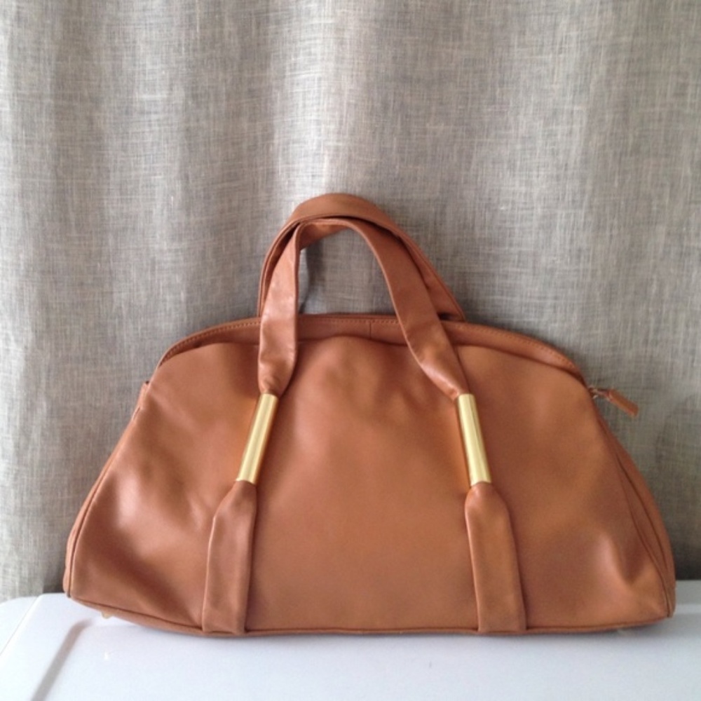 The perfect handbag! Beautiful and functional